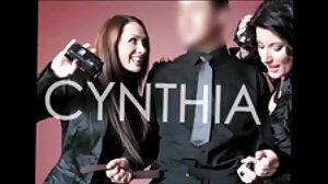 Będziesz oglądać darmowe filmy erotyczne z puszystymi brudną blondynkę z włosami