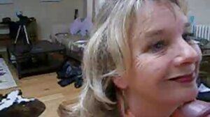 Linda jest głodną kutasem dziwką, która nie może uzyskać wystarczająco legalne filmy erotyczne dużo seksu